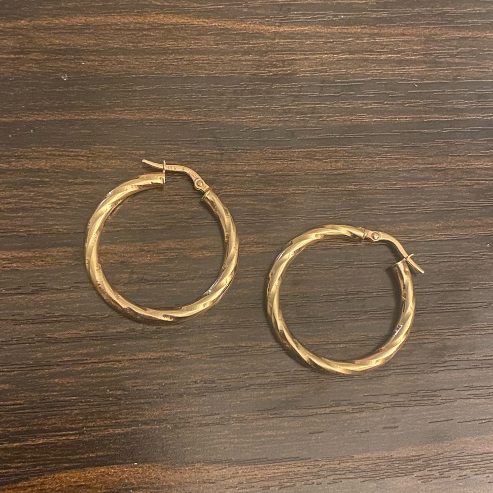 Oradina Goddess Midi Oval Hoops - Picture 2 of 5